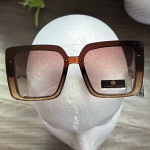 Margaret Joseph’s 100% UV protection sunglasses,brown/metallic gold square frame